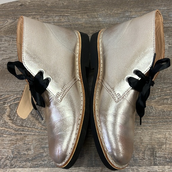 NEW Clarks Desert Boot 2 -Silver Leather Size 9 - Picture 8 of 11